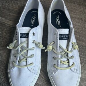Sperry White Crest Vibe Canvas Sneakers